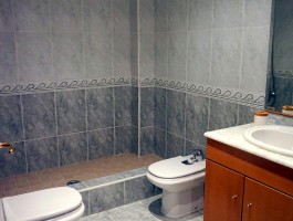 Complete bathroom